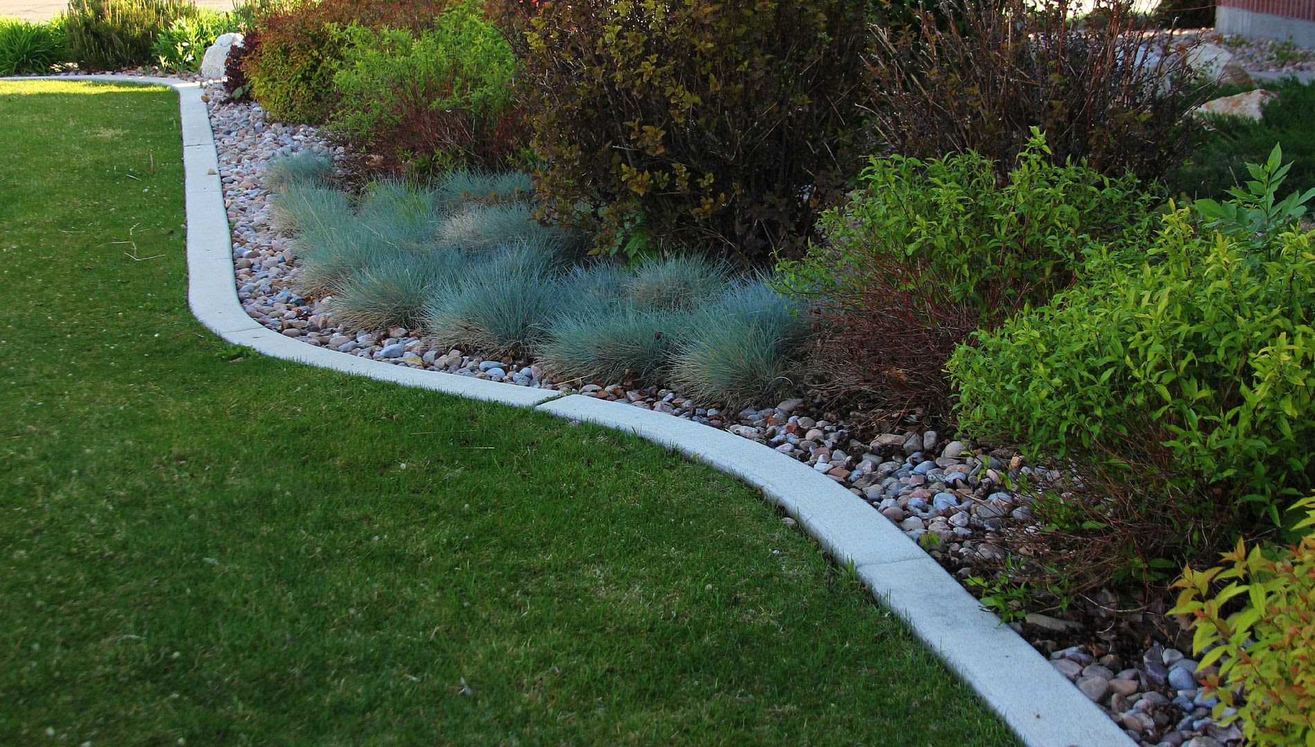 photo landscapecurbing_zps398b06b3.jpg