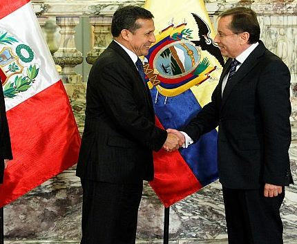Riofrío cuando entregó sus credenciales. Hoy el presidente peruano le bajó el dedo. (Difusión)