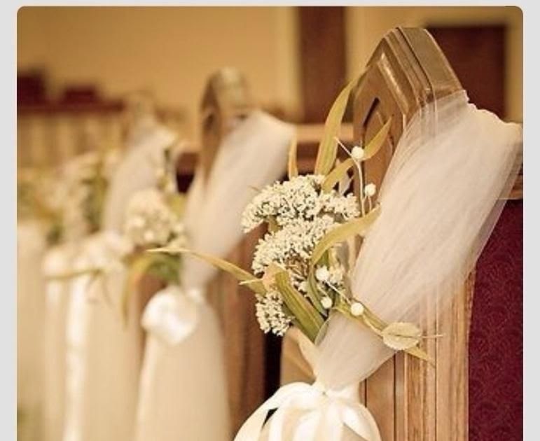 can you wear a white tie to a wedding