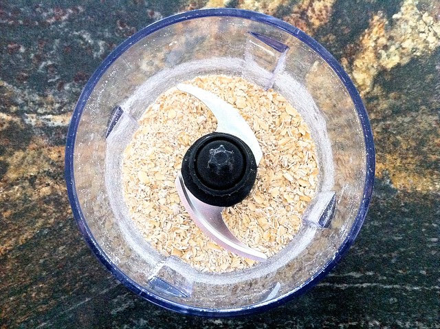 Coarsely Chopped Oats