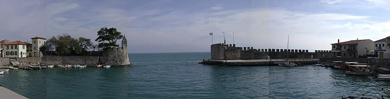 800px-Panoramic_Nafpaktos_port 800px-Panoramic_Nafpaktos_port