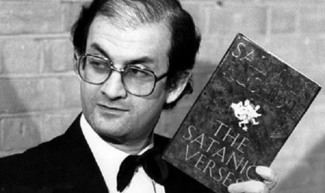 Nyawa Salman Rushdie Dihargai Rp 3,1 Miliar