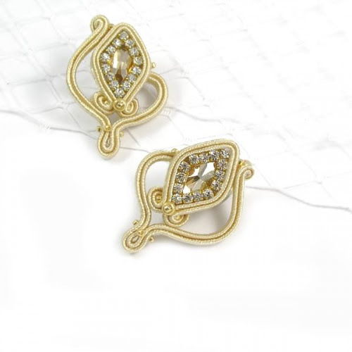 Kolczyki ślubne Swarovski Asymetryczne kolczyki ślubne sutasz
