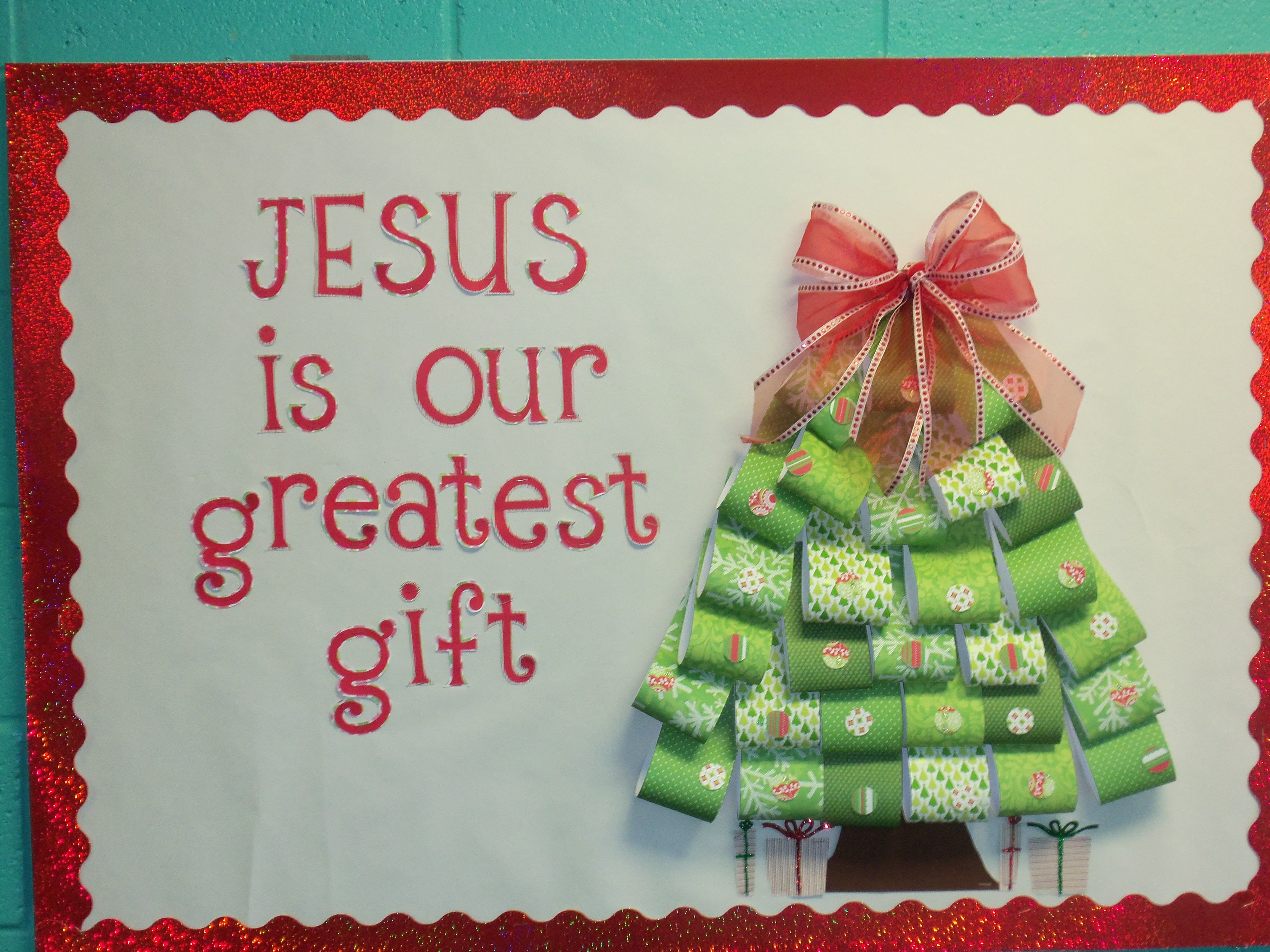 Christmas Tree Decorations Kindergarten  Holliday Decorations