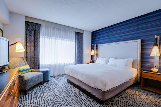 Hotel «DoubleTree Suites by Hilton Hotel & Conference Center Chicago-Downers Grove», reviews and photos, 2111 Butterfield Rd, Downers Grove, IL 60515, USA