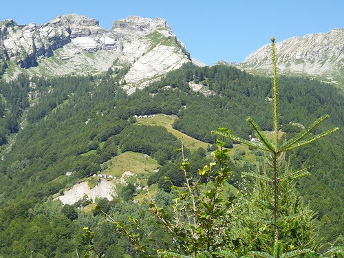 Mezzogiorno dal Val Viegezzo by Ylbert Durishti