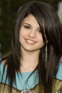 Fabricaciop: Celebrities With Black Hair And Brown Eyes