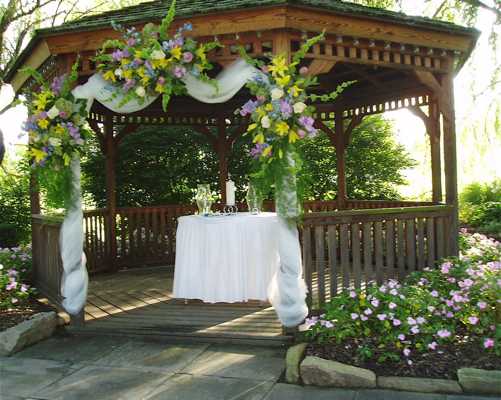Lawn And Garden Supplies Wedding Gazebo Decorating