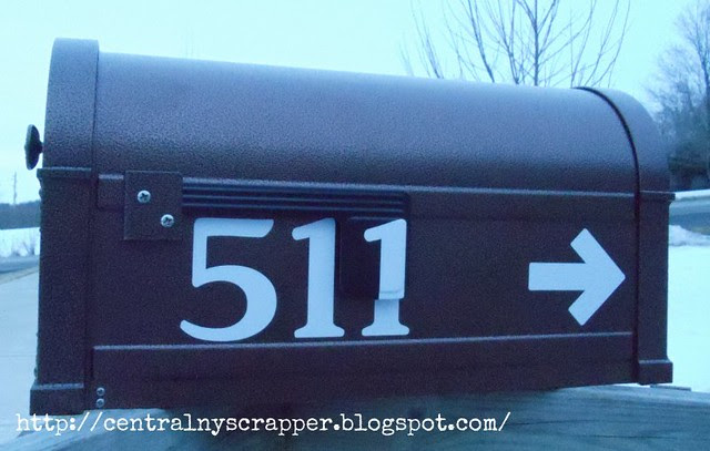 vinyl on new mailbox-side 2