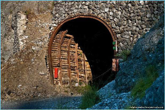 perierga.gr - Παλιά ορυχεία