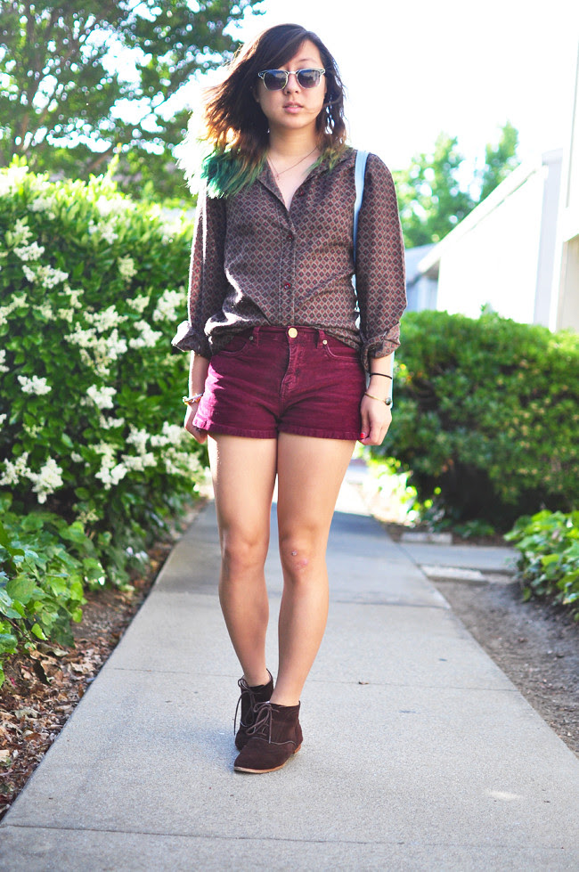thrifted 70s print blouse, burgundy corduroy shorts {Urban Outfitters}, brown bootie {Urban Outfitters}, gifted Dooney & Burke bucket bag