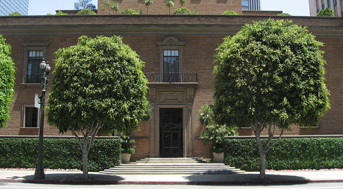California Club Building