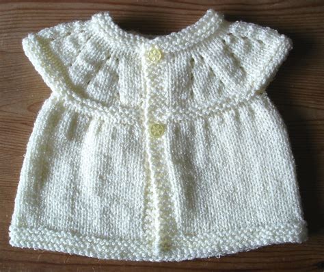 Baby Sleeveless Sweater Knitting Patterns | Knitting Patterns