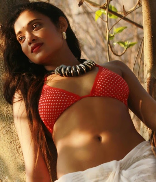 Rekha Boj Hot Photoshoot Images - South Indian Actress | Bollywood
