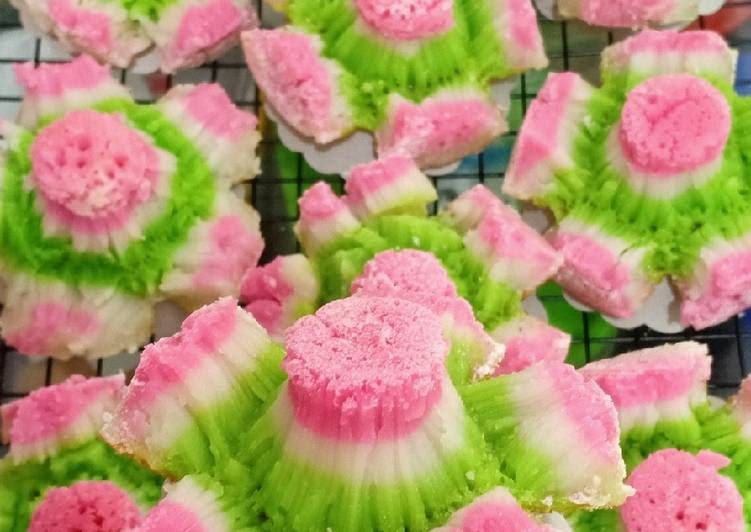 Cara Membuat Kue Bikang Mawar