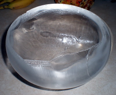 balloon ice bowl by you.