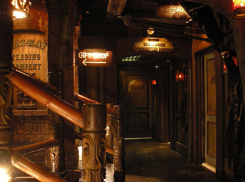 Gift Shop - Restrooms, Mai Kai Restaurant