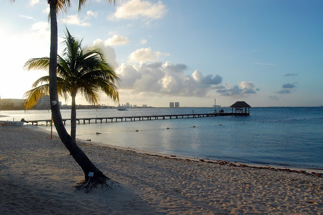 cancun_resort_golden_hour