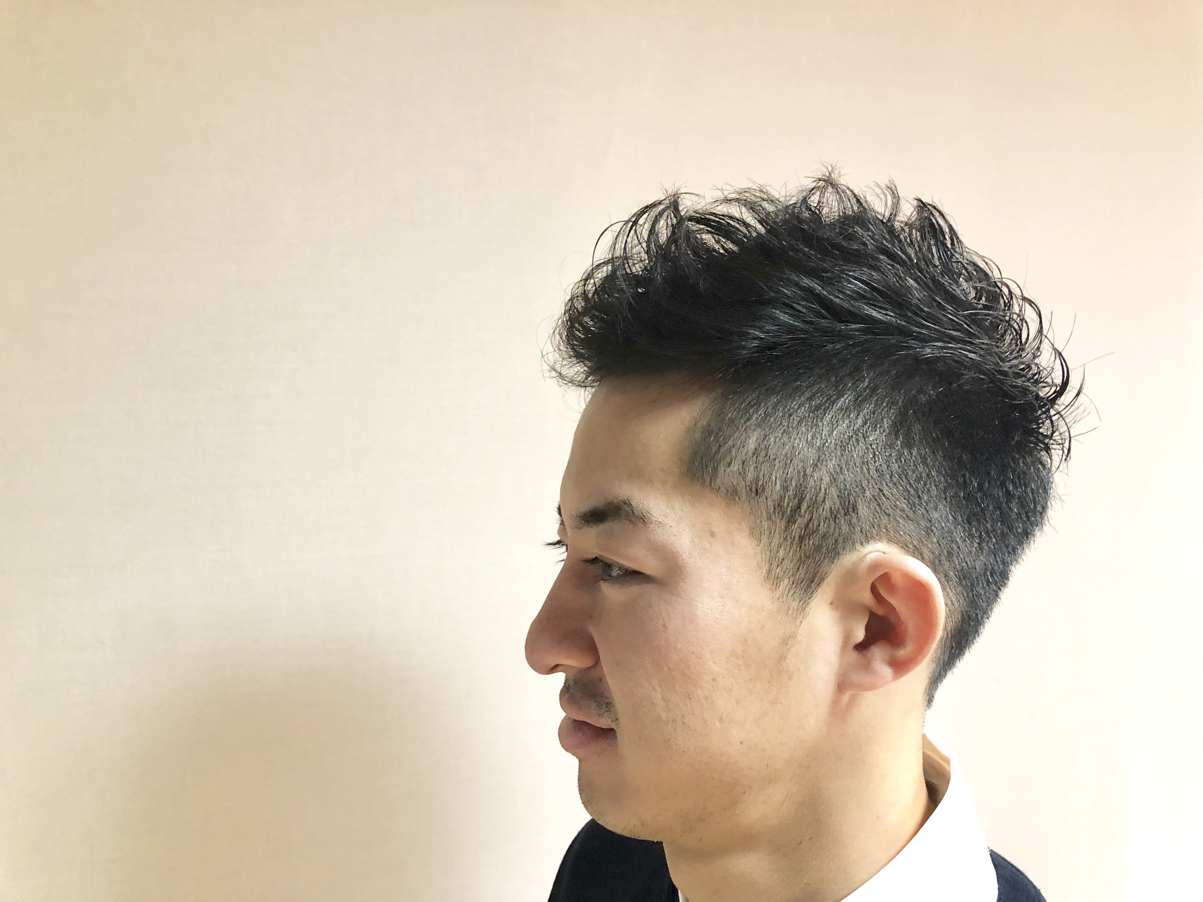 最高 メンズ パーマ おすすめ スタイリング剤 人気 髪型