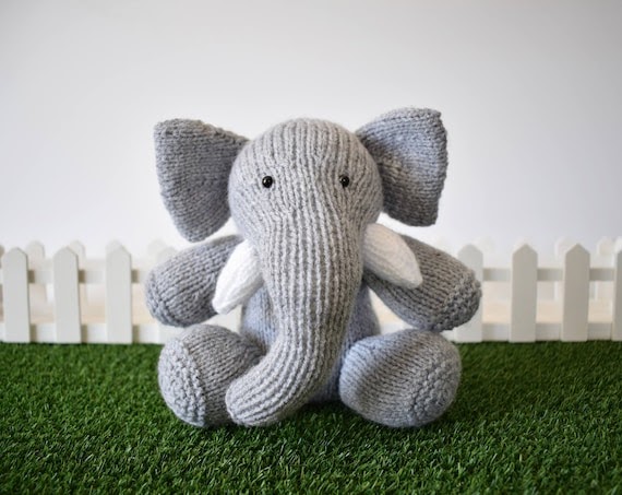 Free Elephant to Knit Pattern - Easy Elephant Knitting Pattern