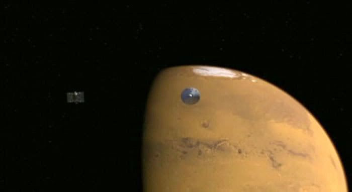 Computer-generated image of the cruise state being jettisoned as Phoenix prepares to enter Mars' atmosphere.