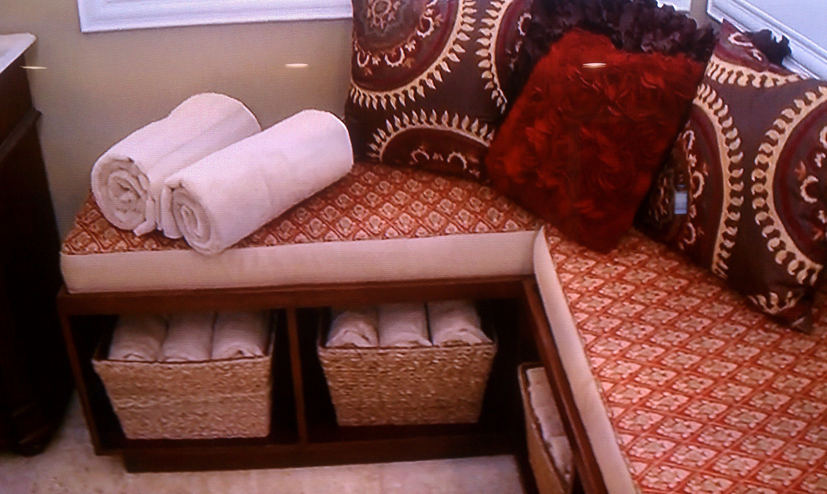 Featured image of post Corner Storage Bench Plans How to build a stylish entryway storage bench