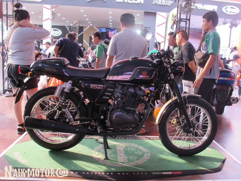 Benelli Cafe Racer