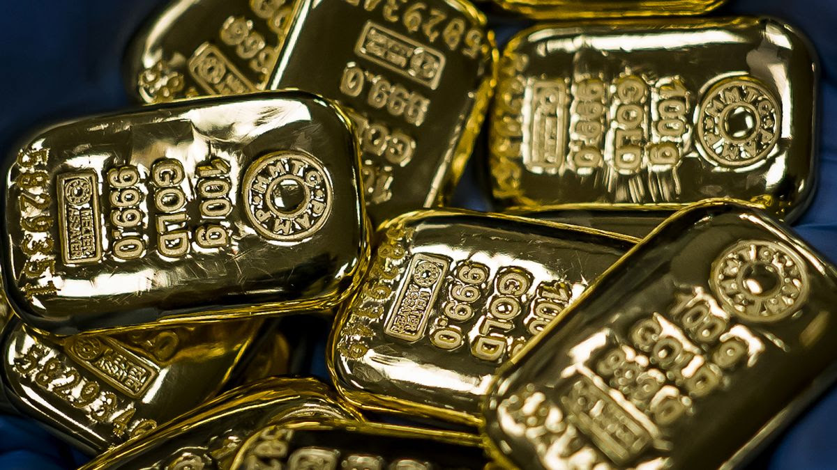 The curious case of falling gold prices