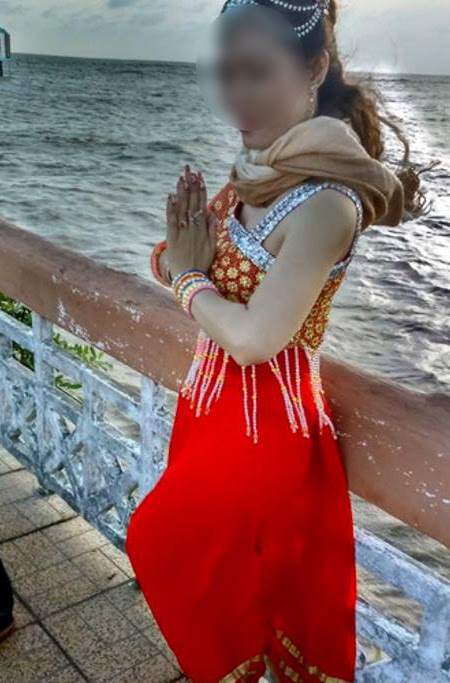 Cô gái tự nhận mình là công chúa gây xôn xao - ảnh 2 Hình ảnh Cô gái tự nhận mình là công chúa gây xôn xao số 2