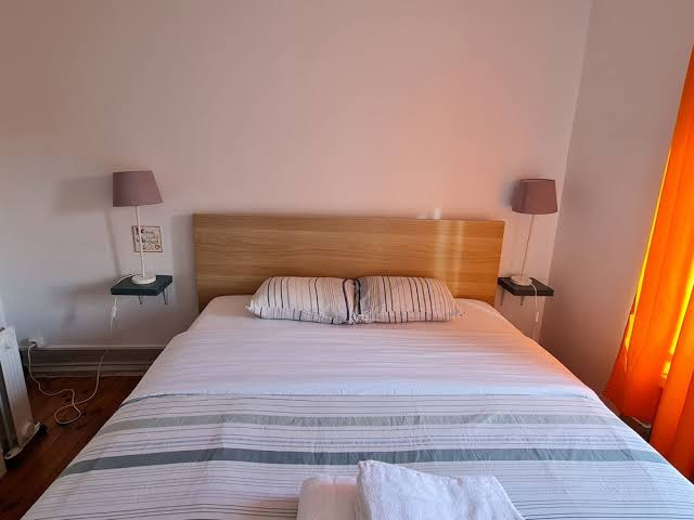 https://www.hoteisdirect.com/shangri-la-hostel-anjos/