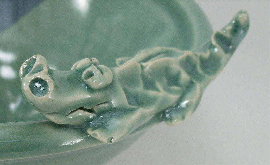 shark and alligator bowl, impossibly cute, you need it