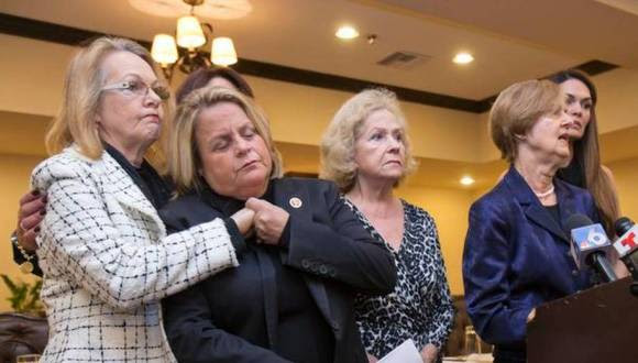 La congresista republicana, Ileana Ros-Lehtinen, al conocer la noticia sobre la liberación de los tres héroes cubanos y el inicio de normalización de las relaciones entre Cuba y Estados Unidos. Foto: AP.