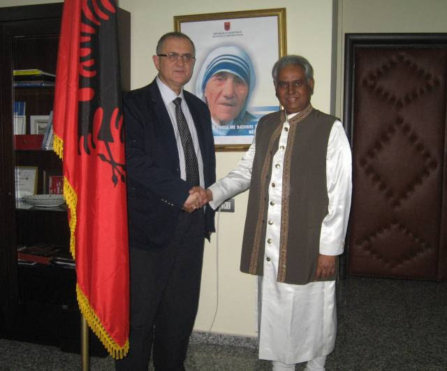 The Albanian Minister of Health, Mr. Petrit Vasili with Dr. Madhu Krishan, Founder & Chairman of AUGP And Honorary Chairman of DMPP