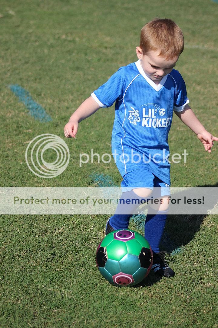 photo soccer14_zpsc92cd698.jpg