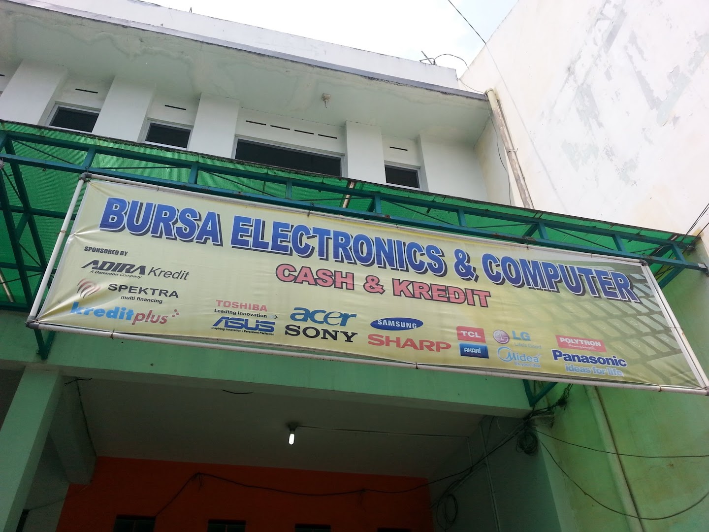 Gambar Bursa Elektronics & Computer