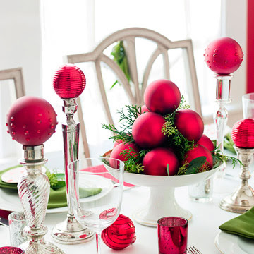 Easy-to-Make Christmas Centerpieces