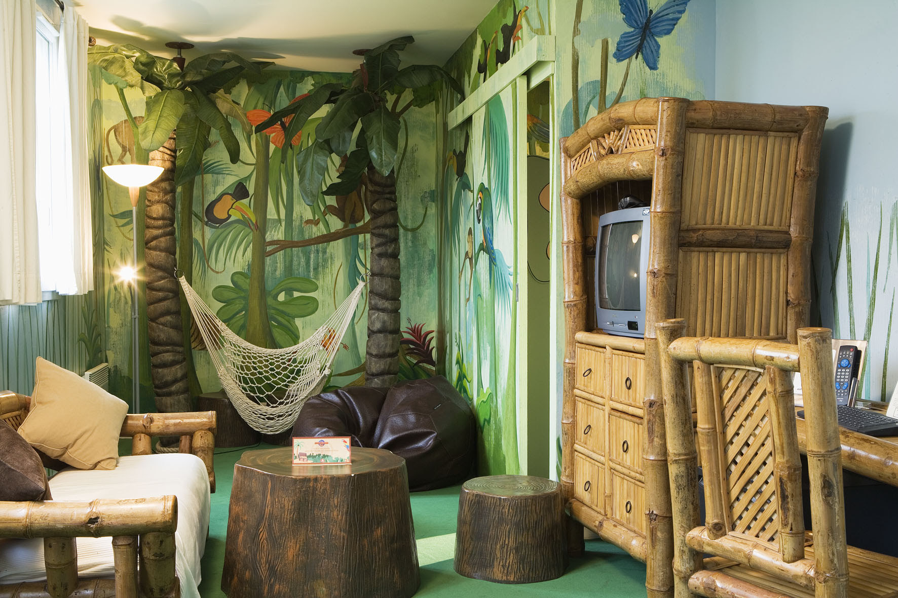 Room Only Disneyland Paris Hotel - Unconventional But Totally Awesome