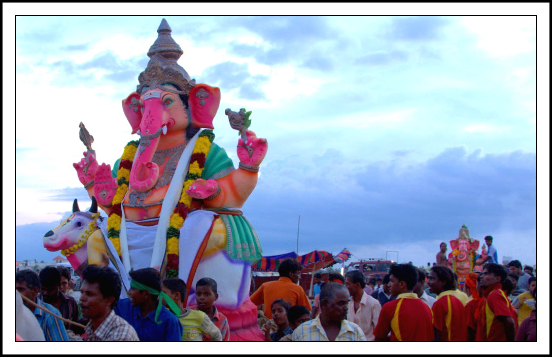 Vinayak_Coming