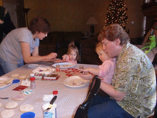 12.05.09 First Annual Cookie Party (6)