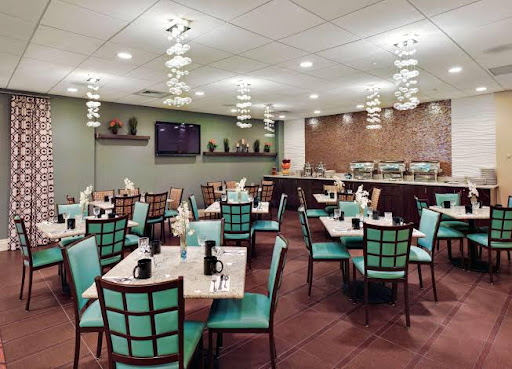 Hotel «DoubleTree by Hilton Hotel Tinton Falls - Eatontown», reviews and photos, 700 Hope Rd, Eatontown, NJ 07724, USA