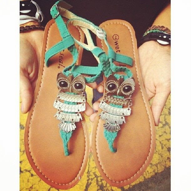 http://www.pinterest.com/pin/58828338857184679/ owl sandals so cute!!