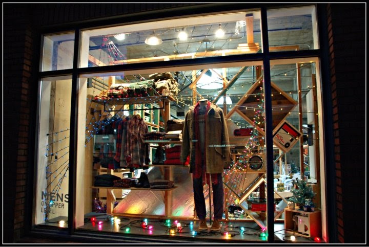 Portland (OR) Daily Photo: One of the Christmas store windows at Urban
