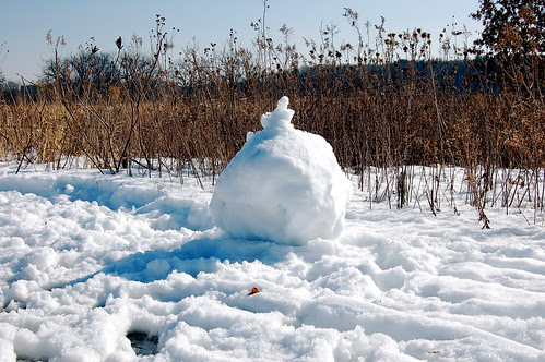 Disproportional snowman