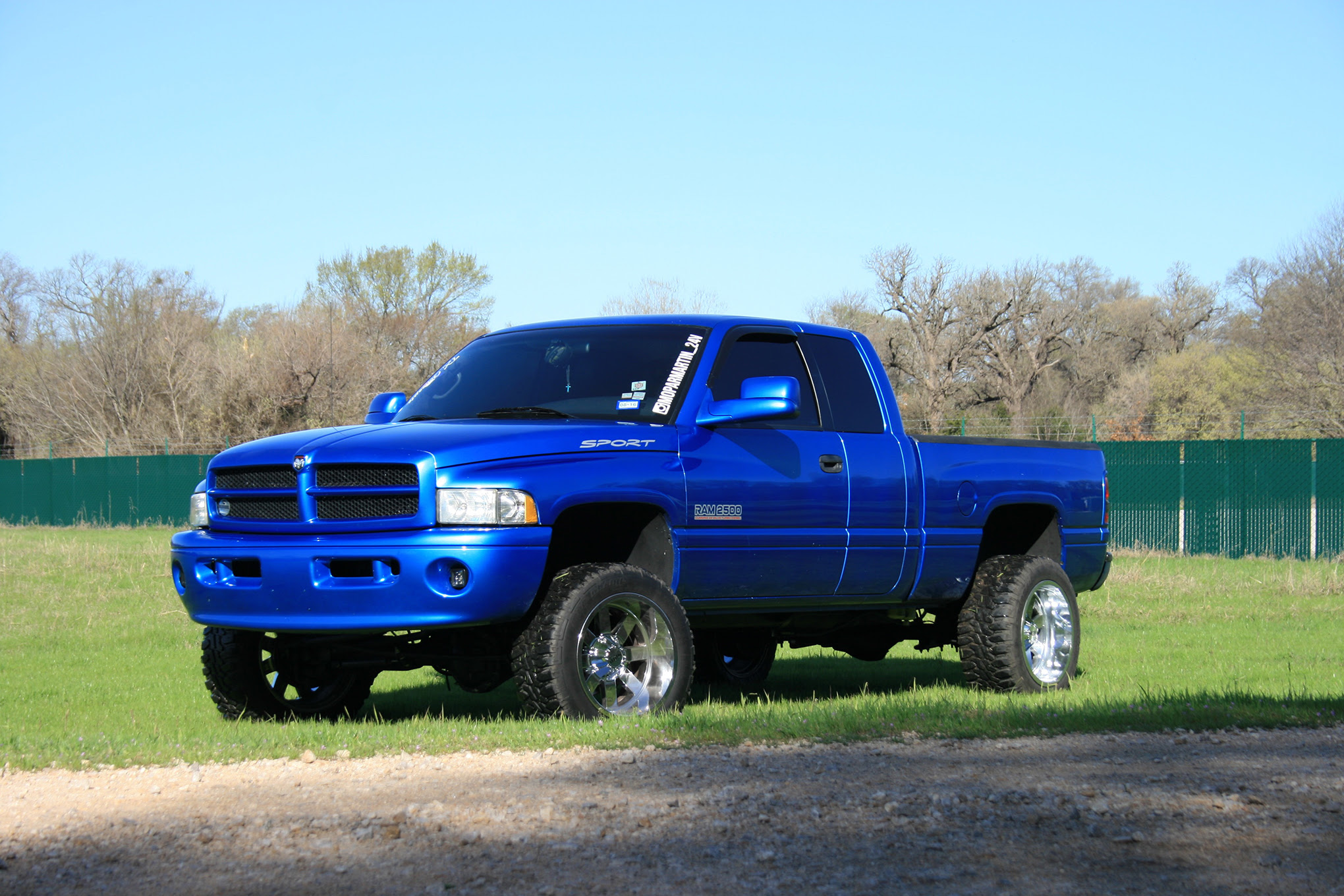 Dodge Ram 1500 Blue