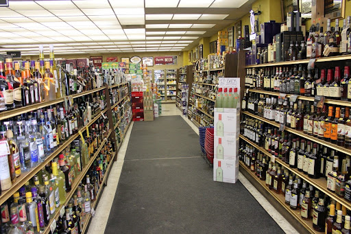 Liquor Store «Hennepin Lake Liquor Store», reviews and photos, 1200 W Lake St, Minneapolis, MN 55408, USA