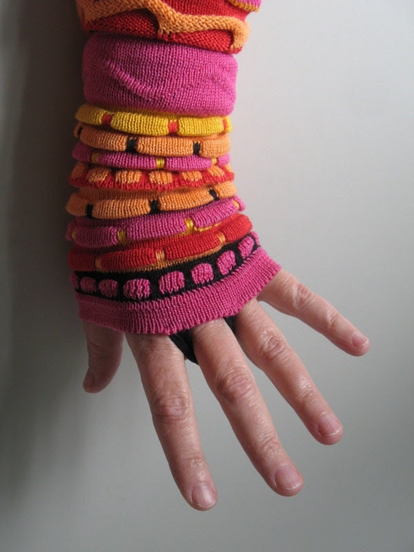 Multicolored fingerless gloves - kledingvankobi Multicolored fingerless gloves - kledingvankobi