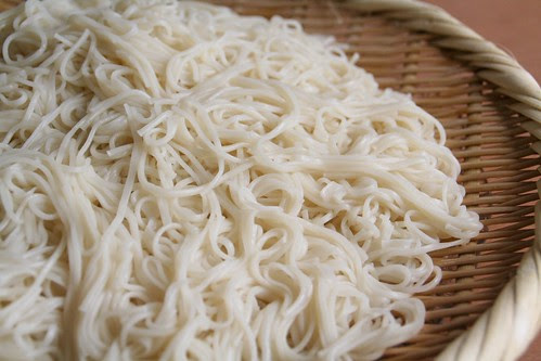Fine white noodles