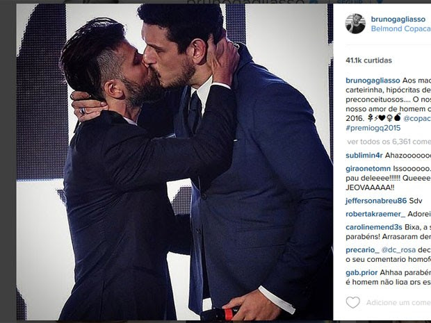 Bruno Gagliasso beija João Vicente durante evento no Rio (Foto: Reprodução/Instagram)