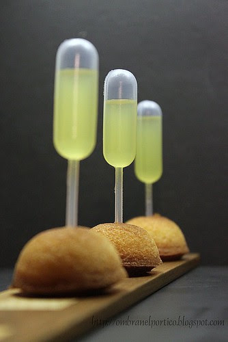Mini cake con limone e limoncello