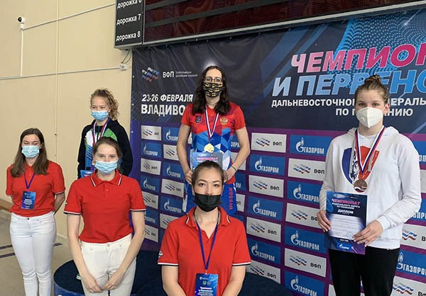 Пловчиха из Бурятии завоевала 3 «золота» чемпионата ДФО